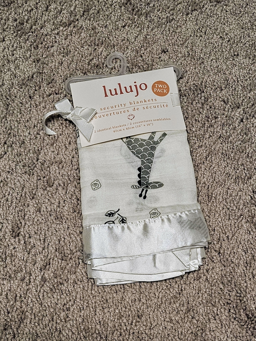 lulujo Cream and Silver Muslin Baby Comfort Security Blankets